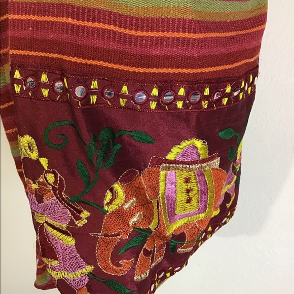 Crossbody elephant theme bag - Picture 3 of 5